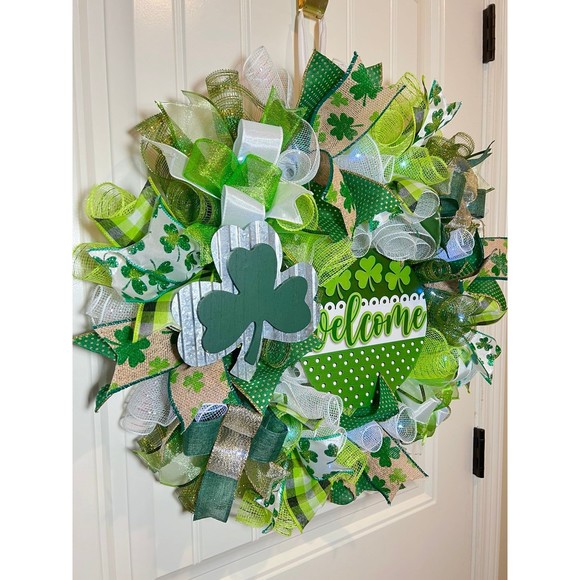 Handmade St. Patrick’s Welcome Ribbon Prelit Wreath 22 ins LED W6 - Picture 4 of 9